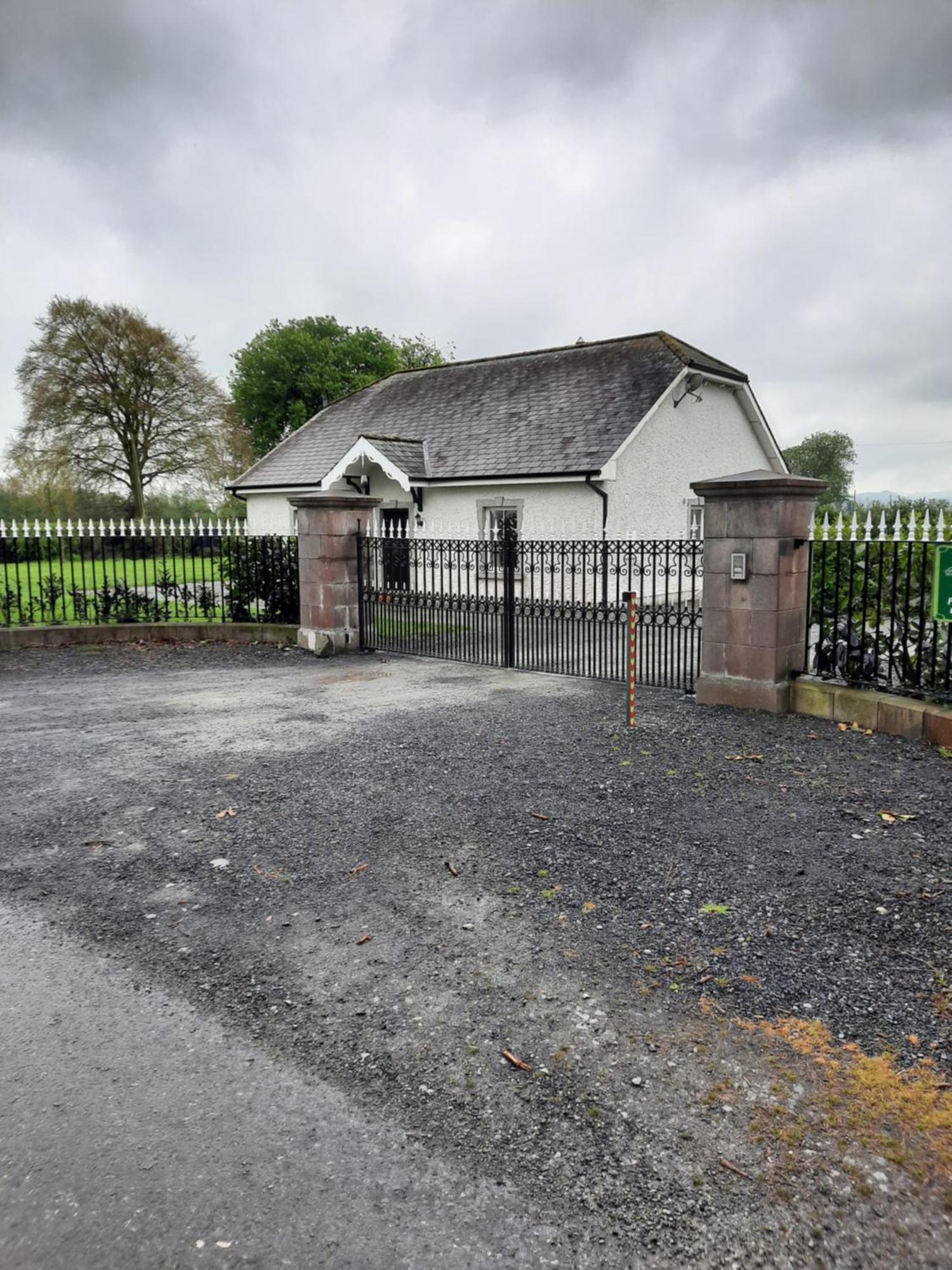 Clone Manor Country house